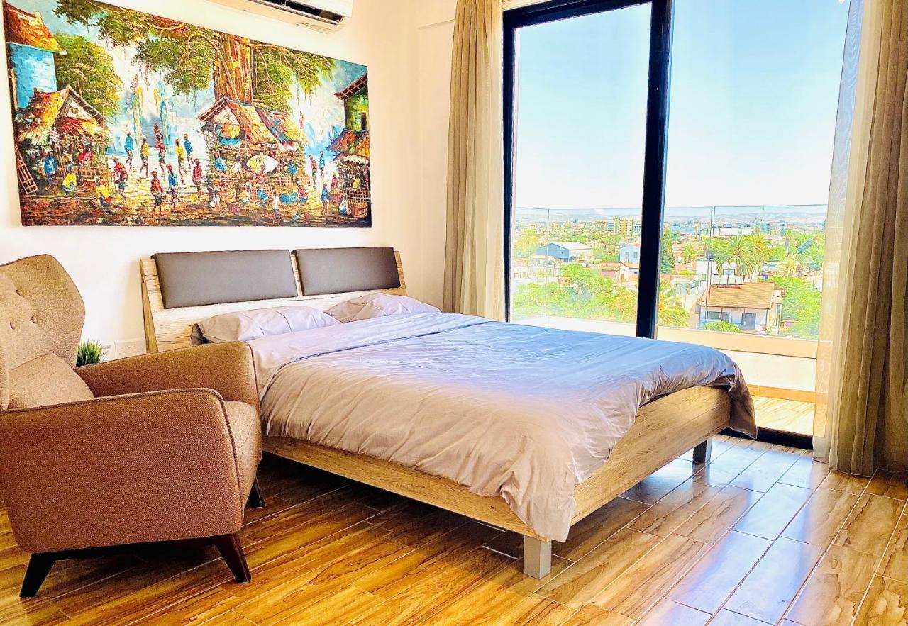 Bali Suites 505 Larnaca Esterno foto